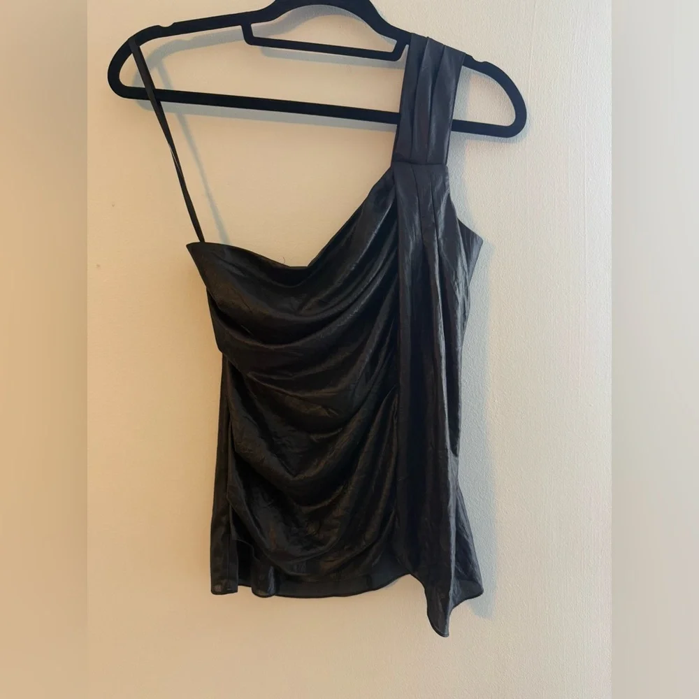 BCBGMaxAzria x Revolve Asymmetrical Draped One-Shoulder Top – Black – Size 0 - Picture 7 of 16